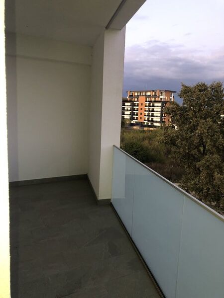 Baneasa, vis a vis Stejarii Country Club