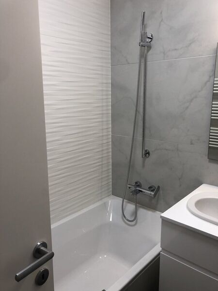 Baneasa, vis a vis Stejarii Country Club